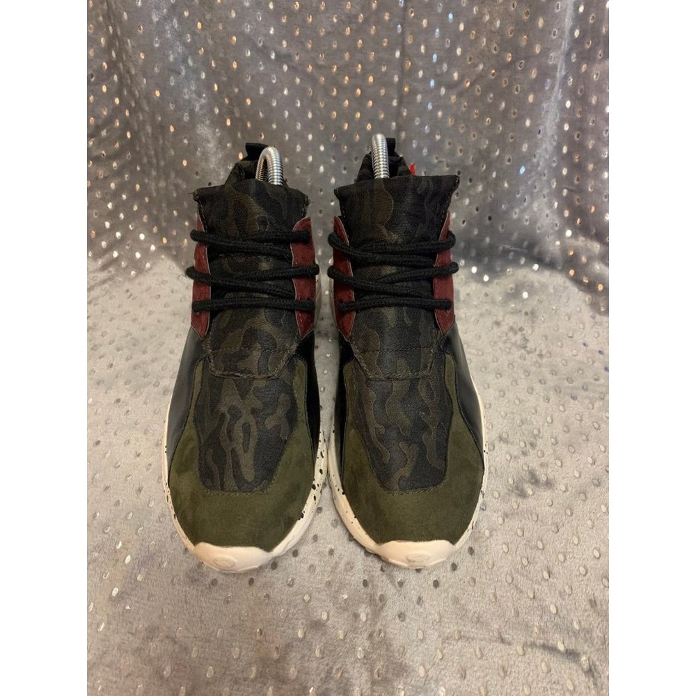 Platform heeled street sneakers black, bling, green, burgundy & white size 10